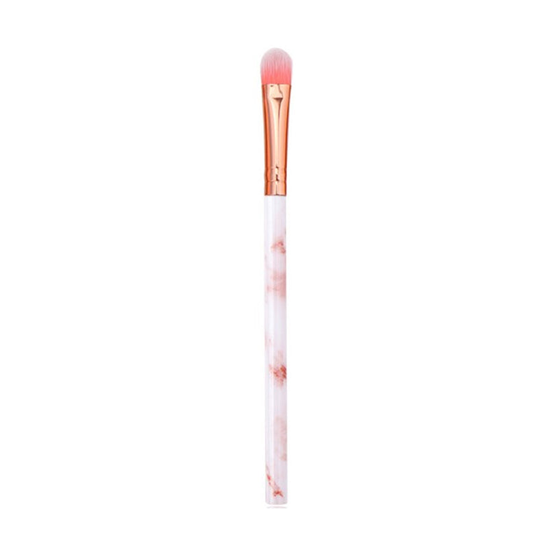 ALLURE MAKE-UP BRUSH SMALL 04